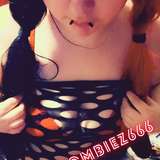 bratzombiez666 from onlyfans