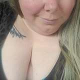 blue_eyesnthickthighs from onlyfans