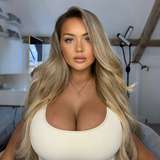 chloexoxnicole from onlyfans