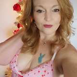 ladyredbuschfree from onlyfans