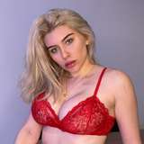 lauradirt from onlyfans