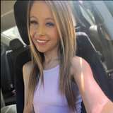 thealliepaigefree from onlyfans