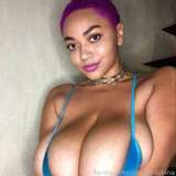 386858494172606464 from fansly